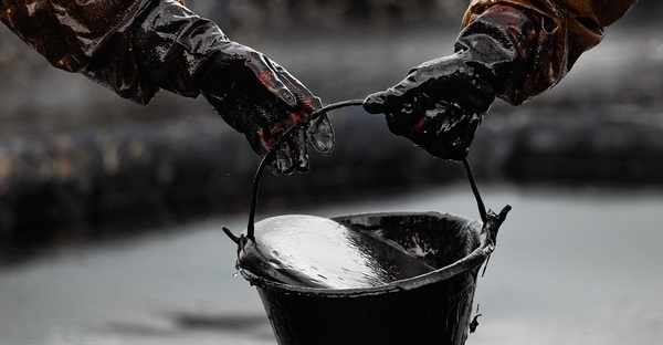 Торговля по новостям бинарными опционами – стратегия «Нефть»